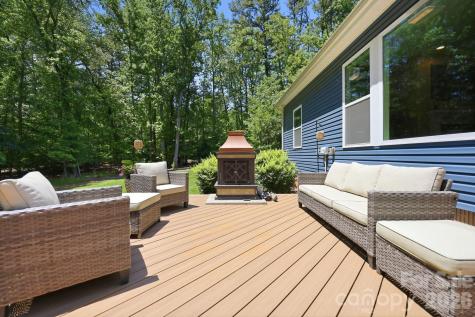 203 Spinnaker Court Lexington NC 27292