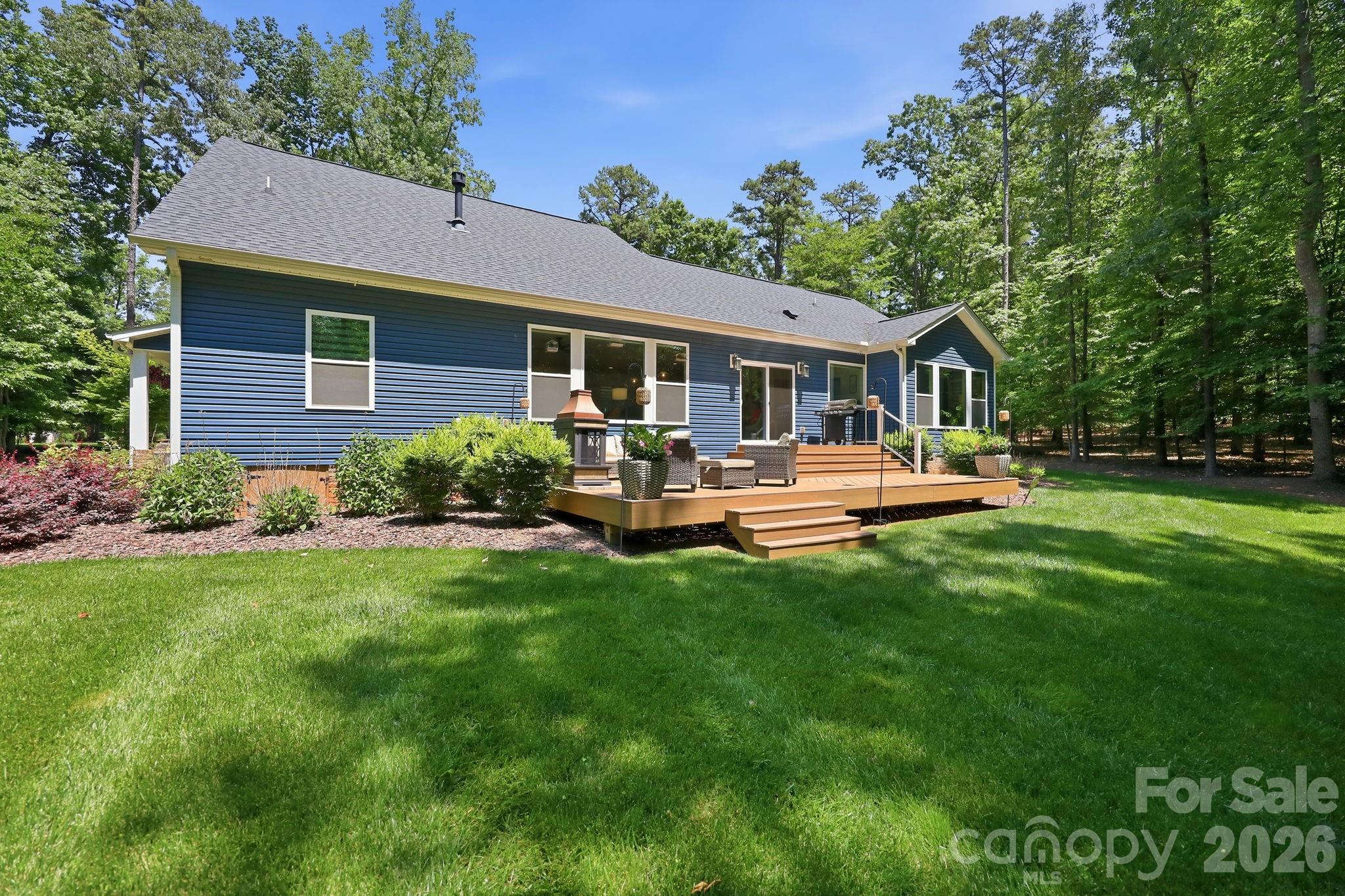 203 Spinnaker Court Lexington NC 27292