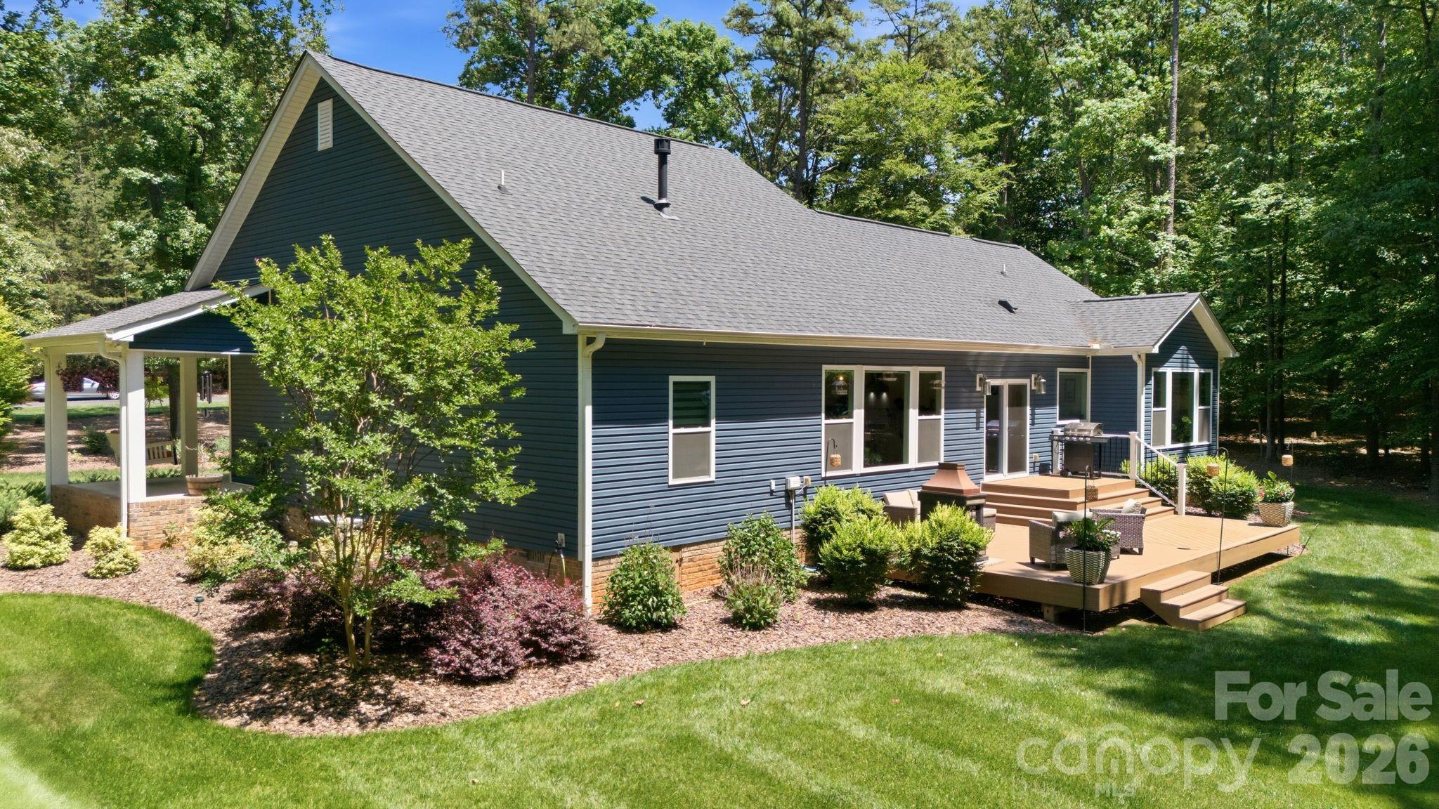 203 Spinnaker Court Lexington NC 27292