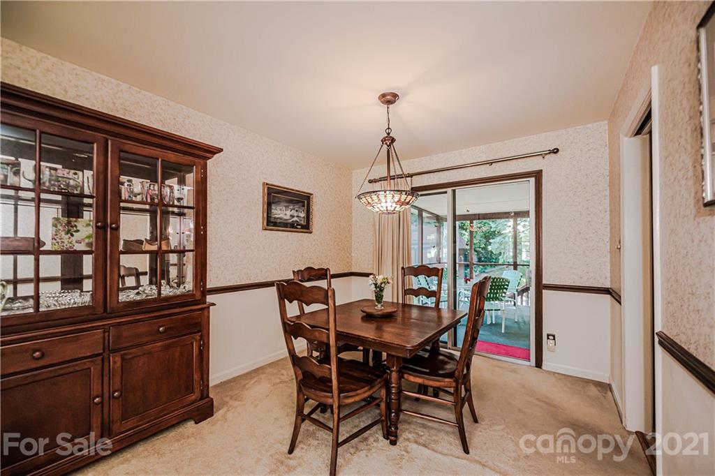 3935 Glenfall Avenue Charlotte NC 28210