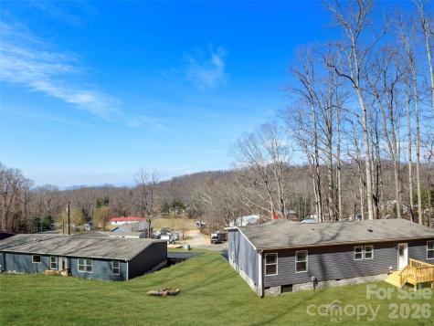 512 Hutch Mountain Road Fletcher NC 28732