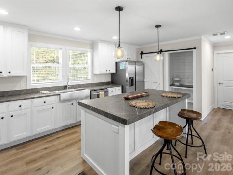 512 Hutch Mountain Road Fletcher NC 28732