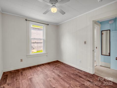 118 Railroad Avenue Brevard NC 28712