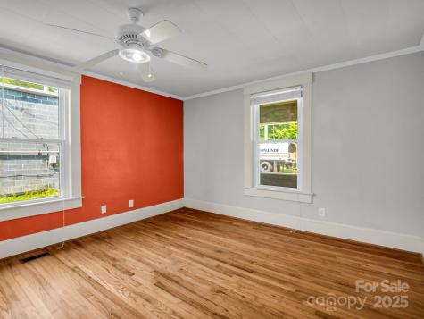 118 Railroad Avenue Brevard NC 28712