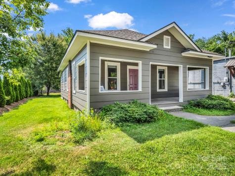 118 Railroad Avenue Brevard NC 28712