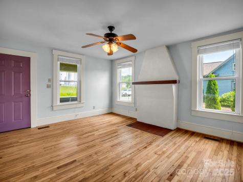 118 Railroad Avenue Brevard NC 28712
