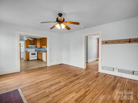 118 Railroad Avenue Brevard NC 28712