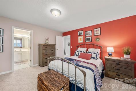 1107 Citation Circle Hendersonville NC 28739