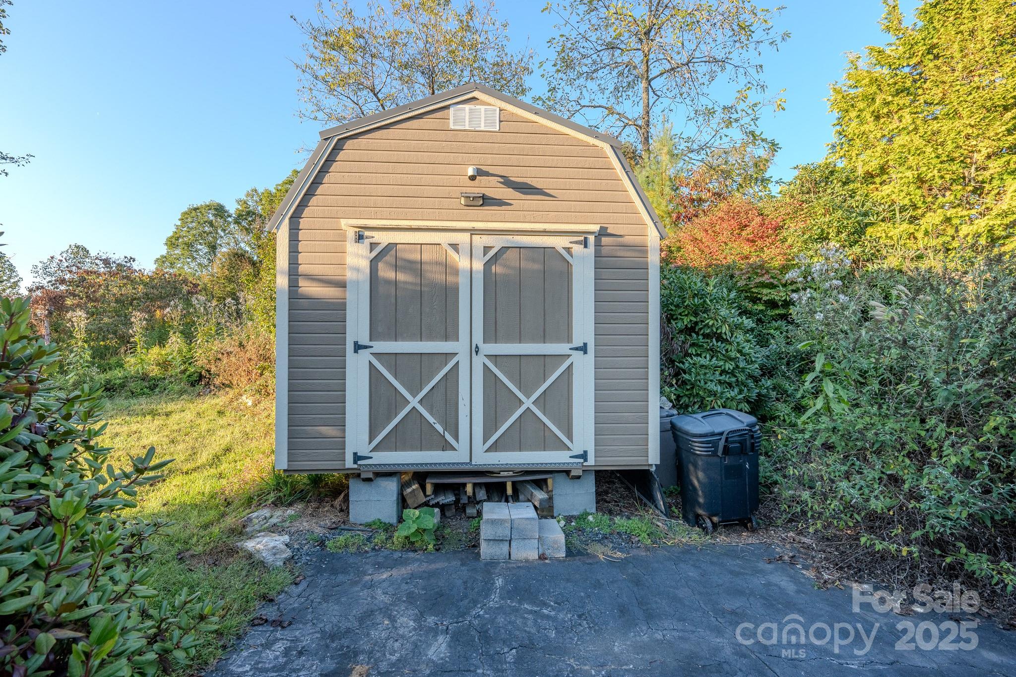 565 Overlook Drive Spruce Pine NC 28777
