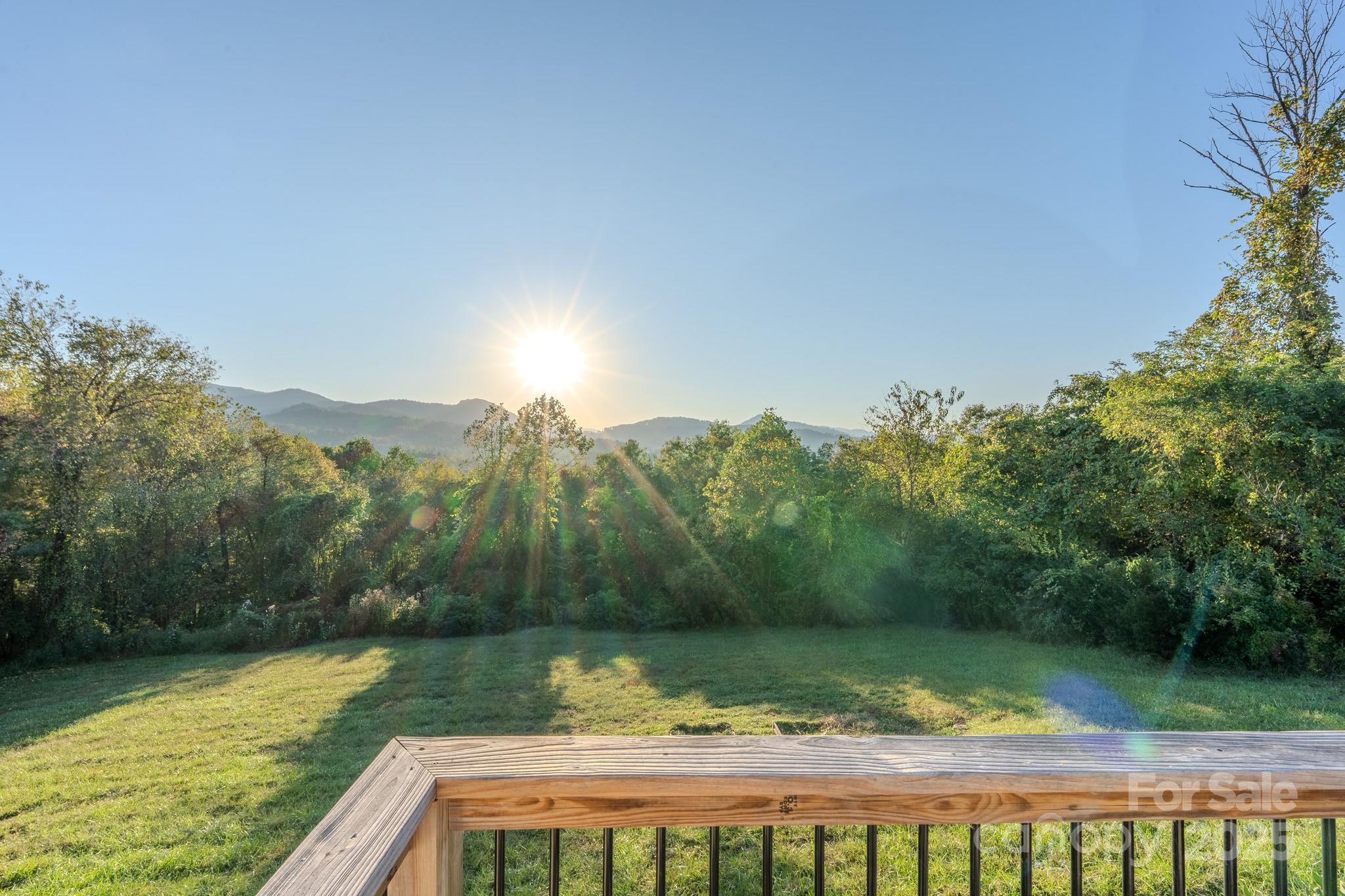 565 Overlook Drive Spruce Pine NC 28777