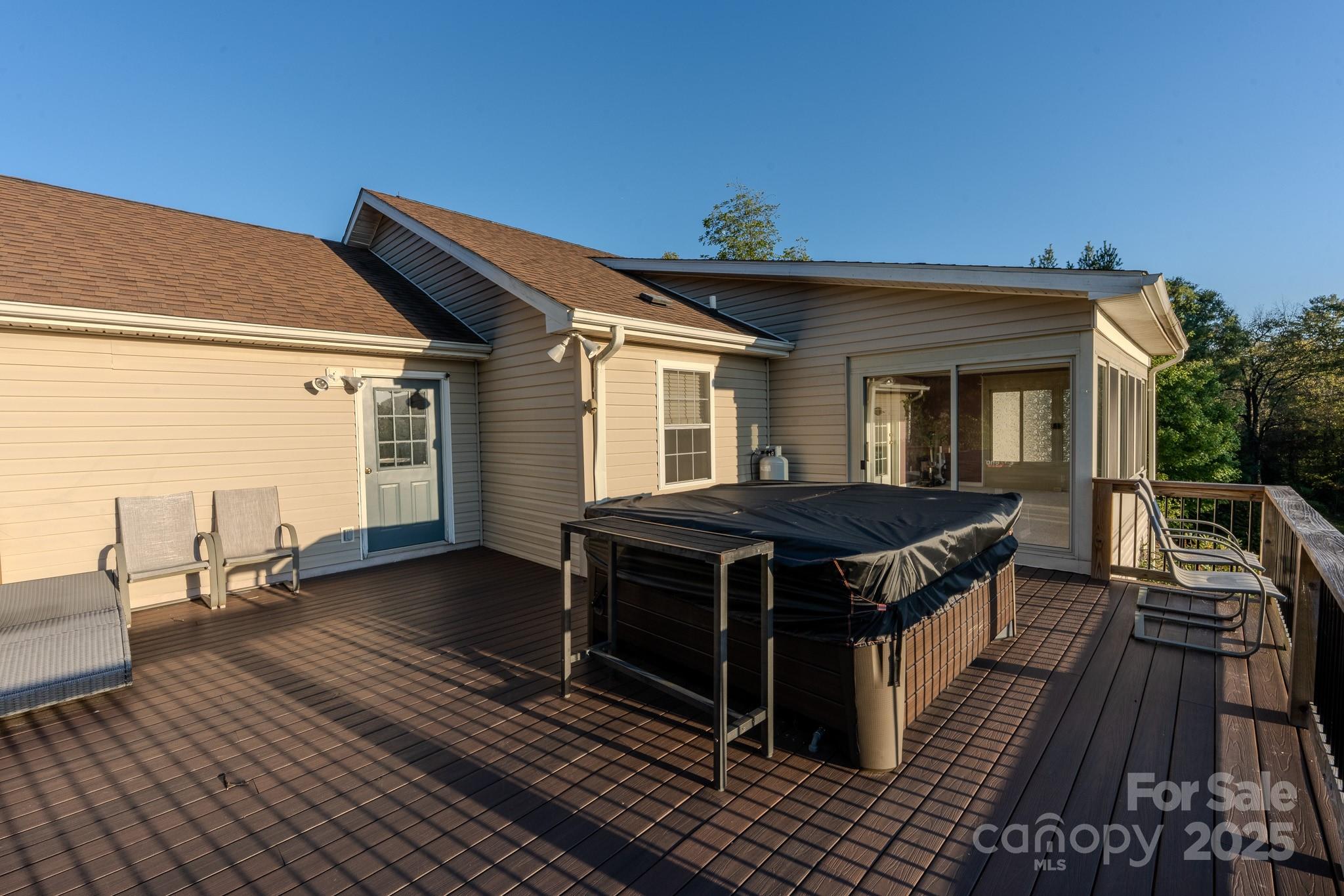 565 Overlook Drive Spruce Pine NC 28777