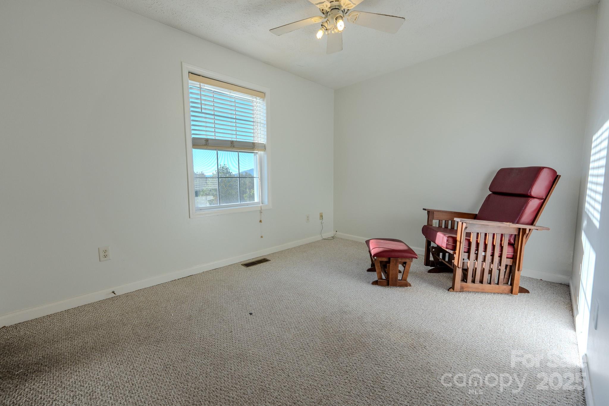 565 Overlook Drive Spruce Pine NC 28777