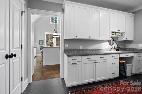 79 Chauncey Circle Asheville NC 28803