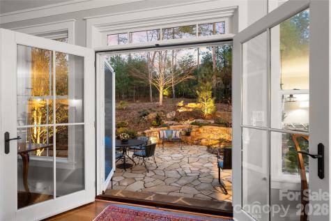 79 Chauncey Circle Asheville NC 28803