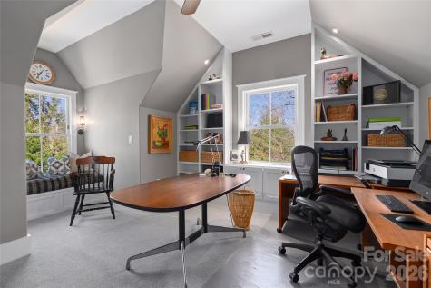 79 Chauncey Circle Asheville NC 28803