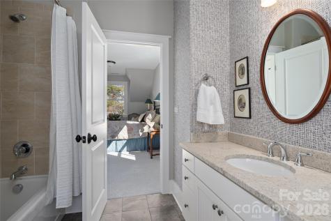 79 Chauncey Circle Asheville NC 28803