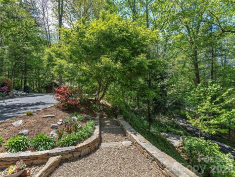 126 Stonebridge Drive Hendersonville NC 28739