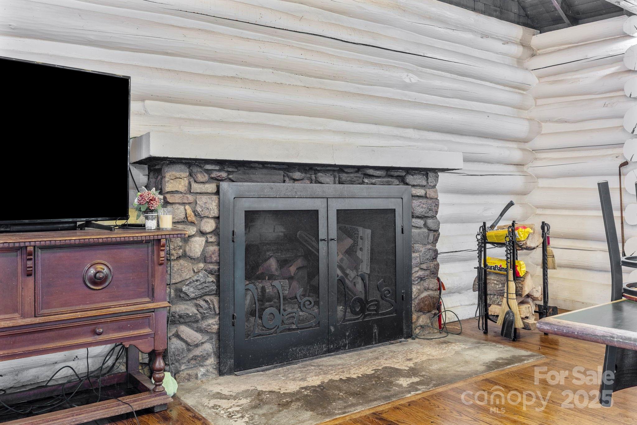 1196 N Country Club Road Brevard NC 28712