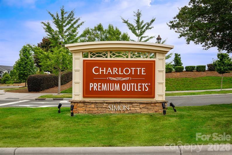 6144 Bridle Creek Drive Charlotte NC 28214