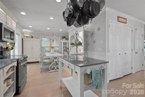 119 Friendly Lane Asheville NC 28806