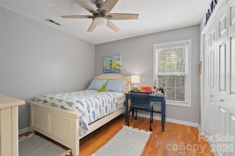 119 Friendly Lane Asheville NC 28806