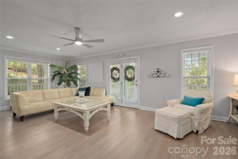 119 Friendly Lane Asheville NC 28806