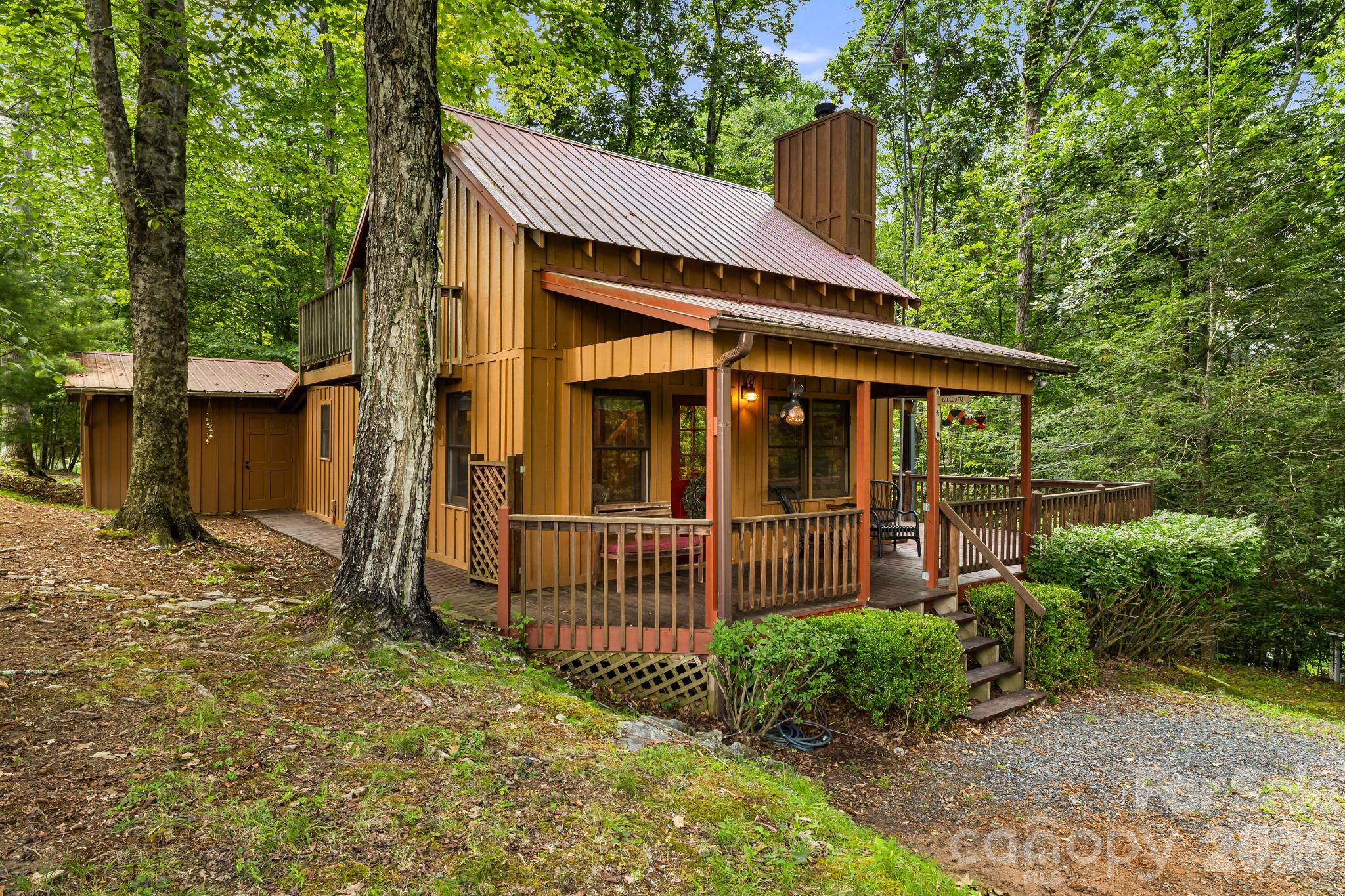 180 Grace Way Green Mountain NC 28740
