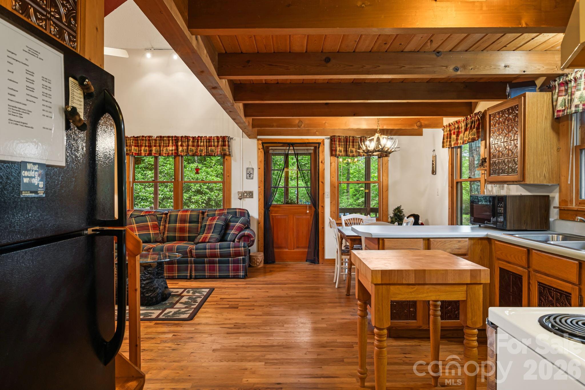 180 Grace Way Green Mountain NC 28740