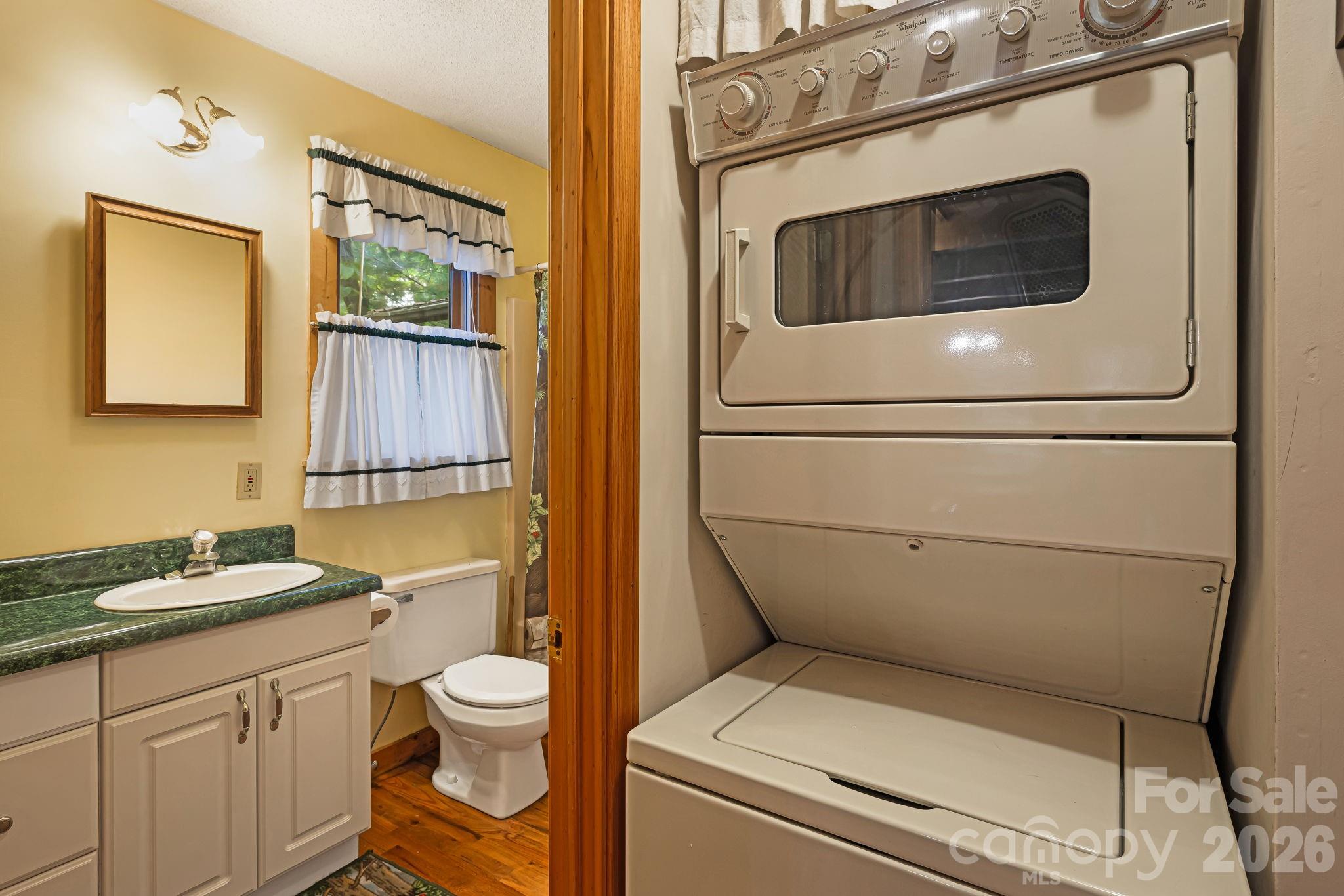180 Grace Way Green Mountain NC 28740