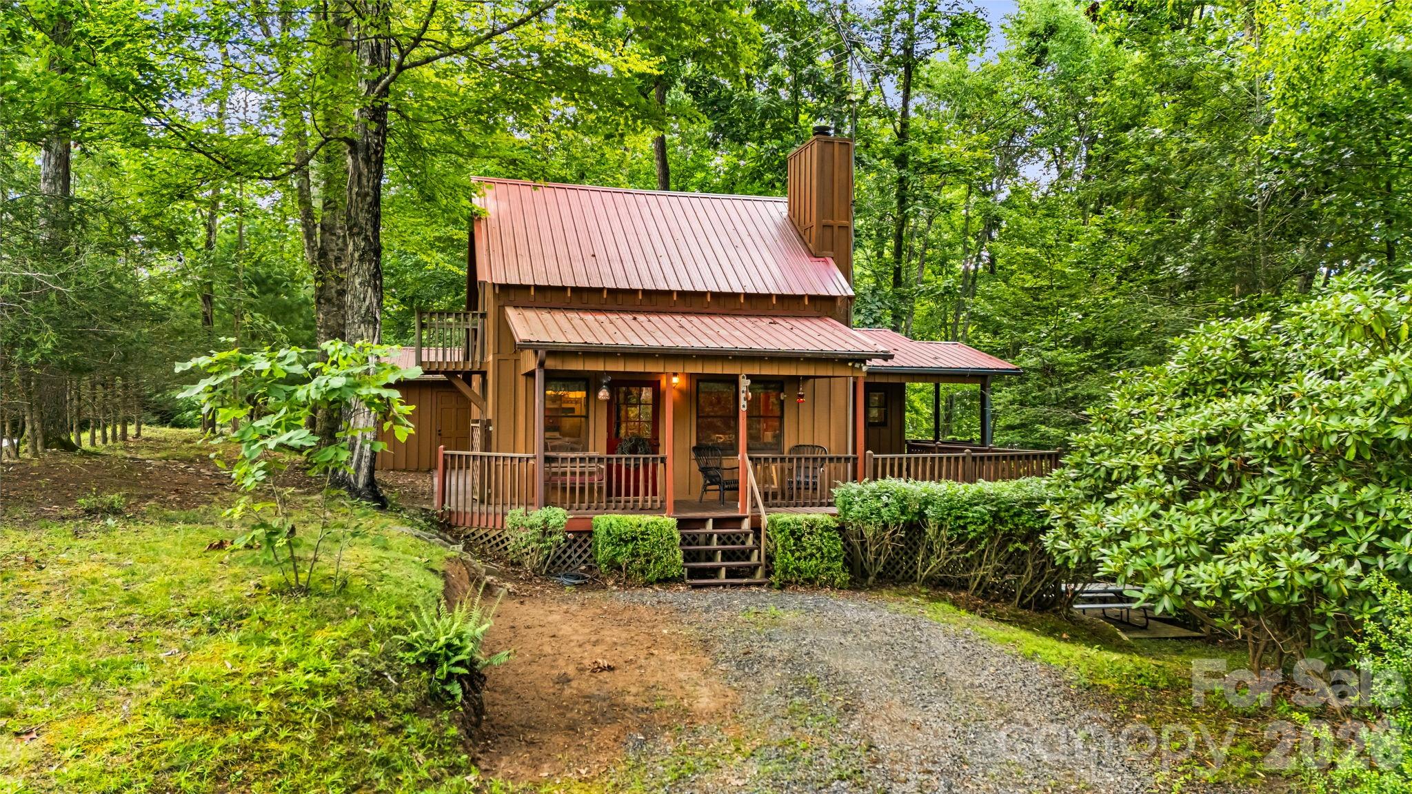 180 Grace Way Green Mountain NC 28740