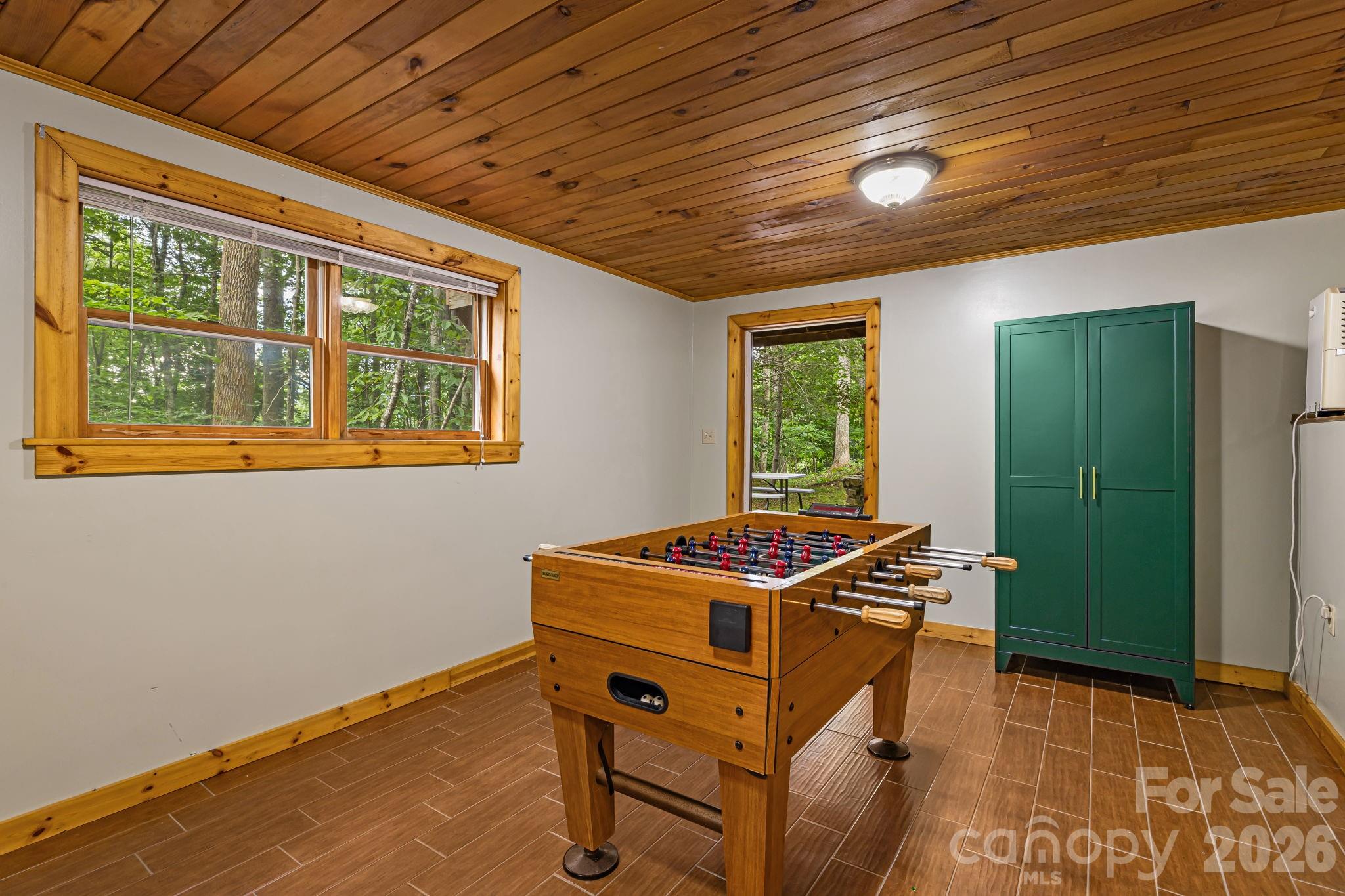 180 Grace Way Green Mountain NC 28740