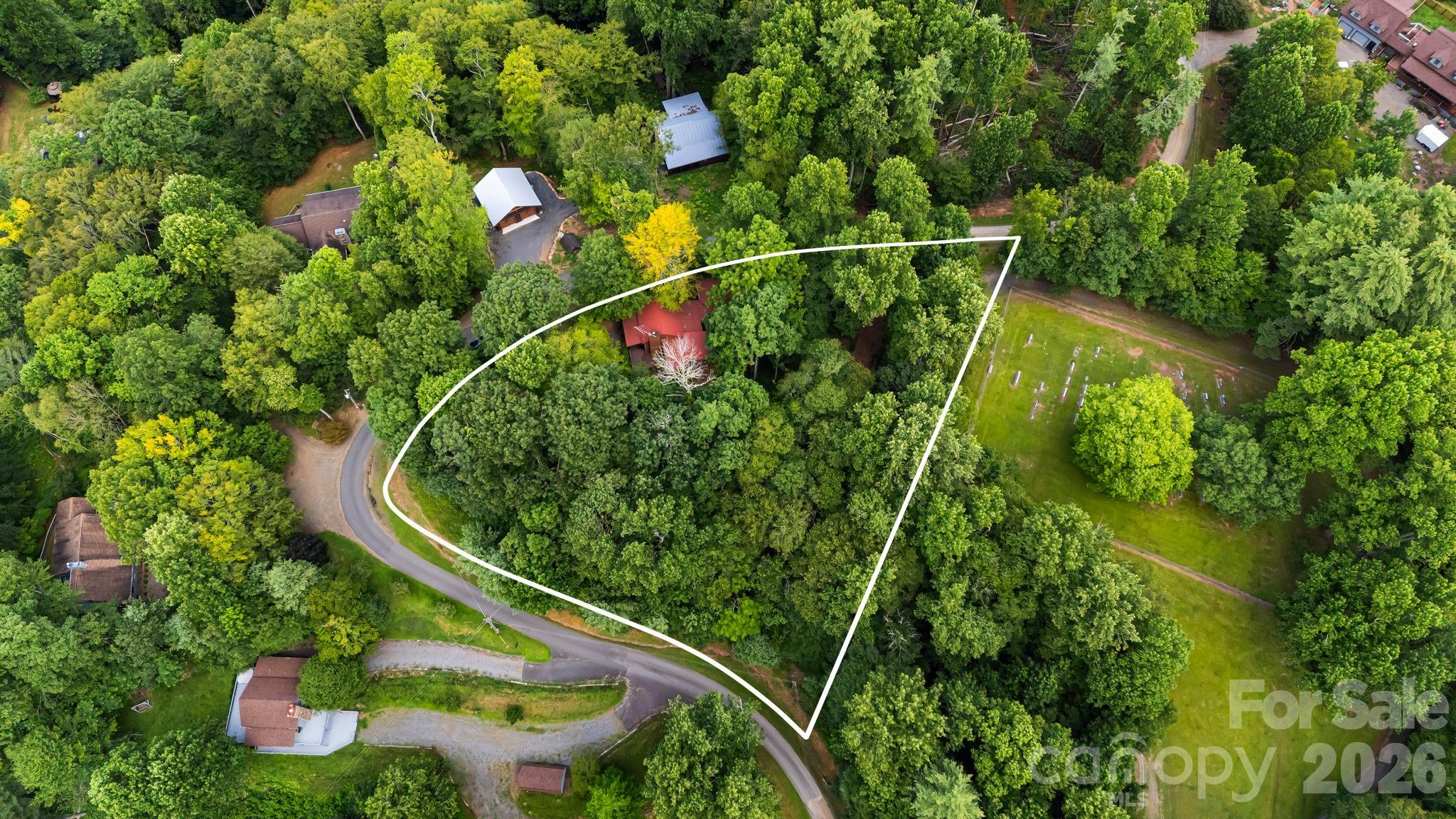 180 Grace Way Green Mountain NC 28740