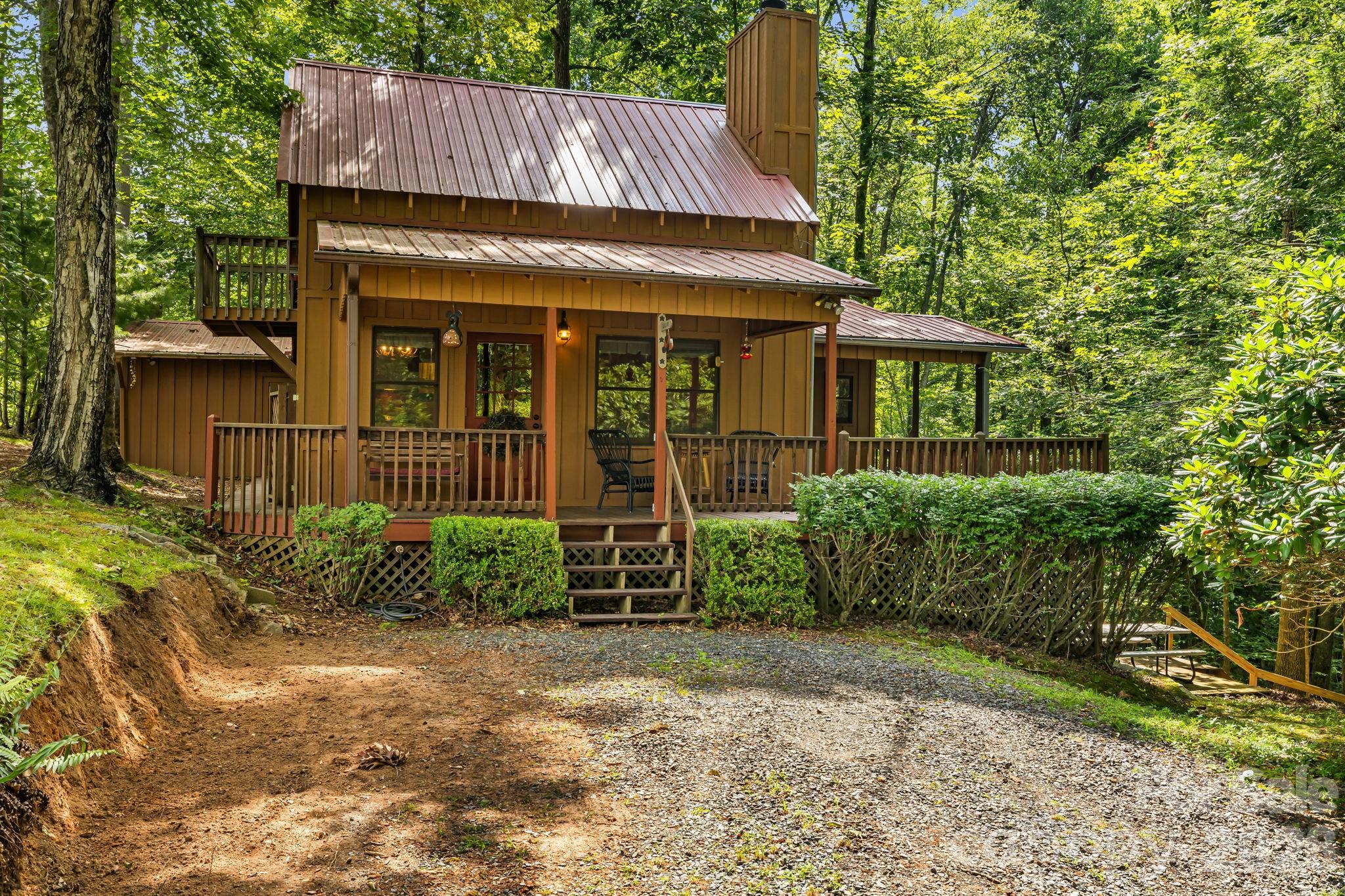 180 Grace Way Green Mountain NC 28740