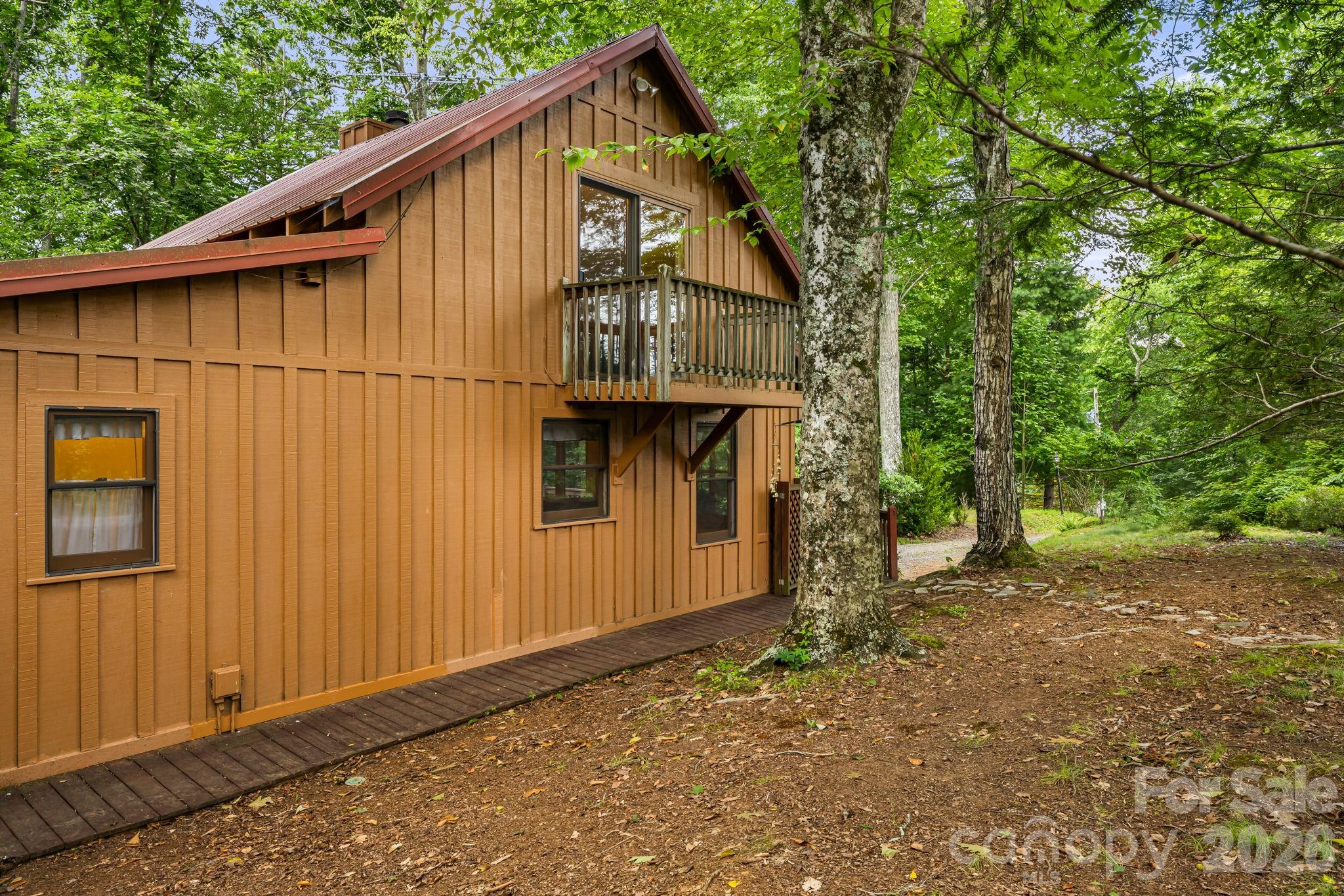180 Grace Way Green Mountain NC 28740