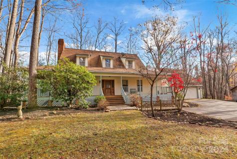 8 Indian Ridge Road Asheville NC 28803