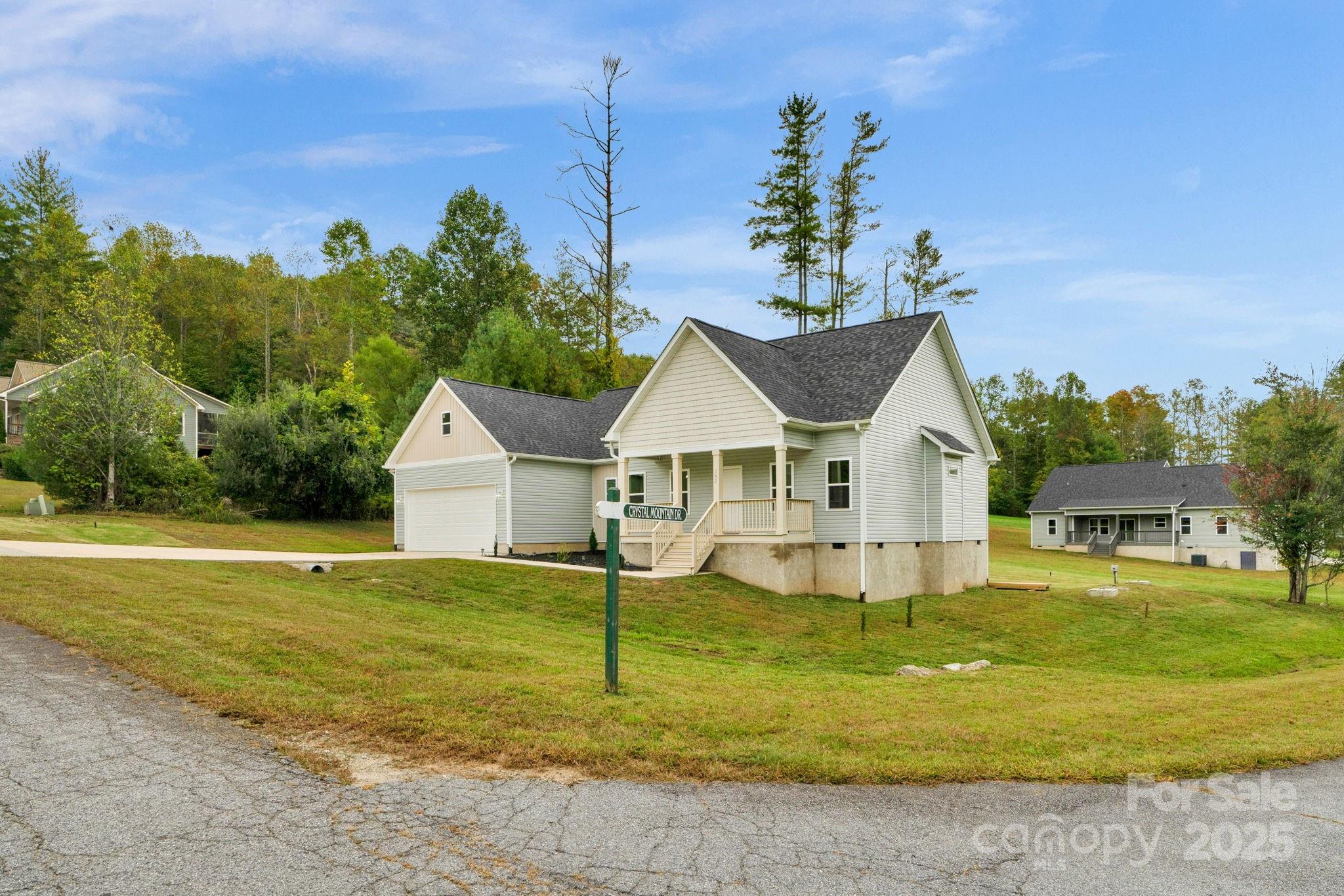 142 Crystal Heights Drive Hendersonville NC 28739