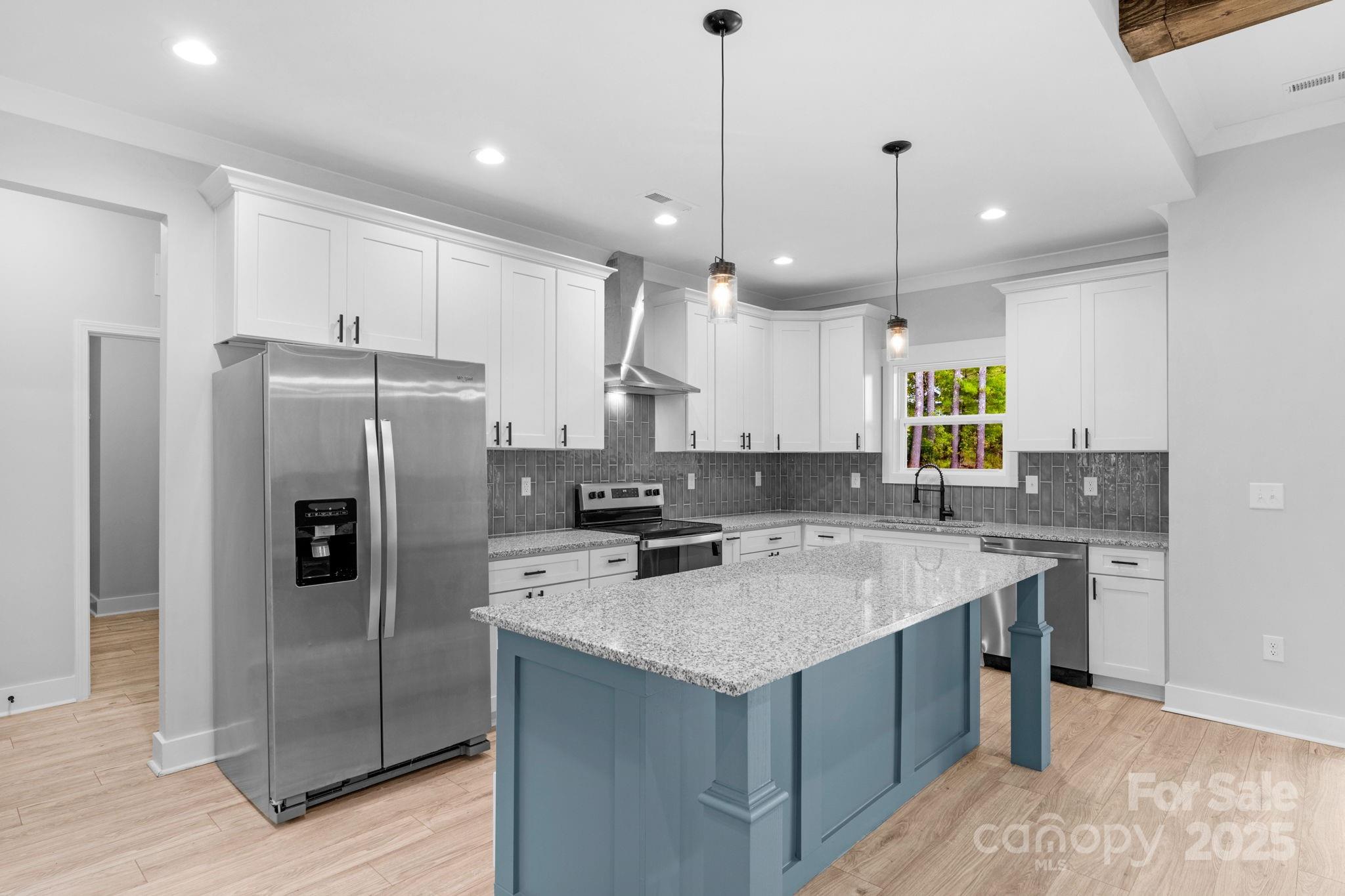 142 Crystal Heights Drive Hendersonville NC 28739