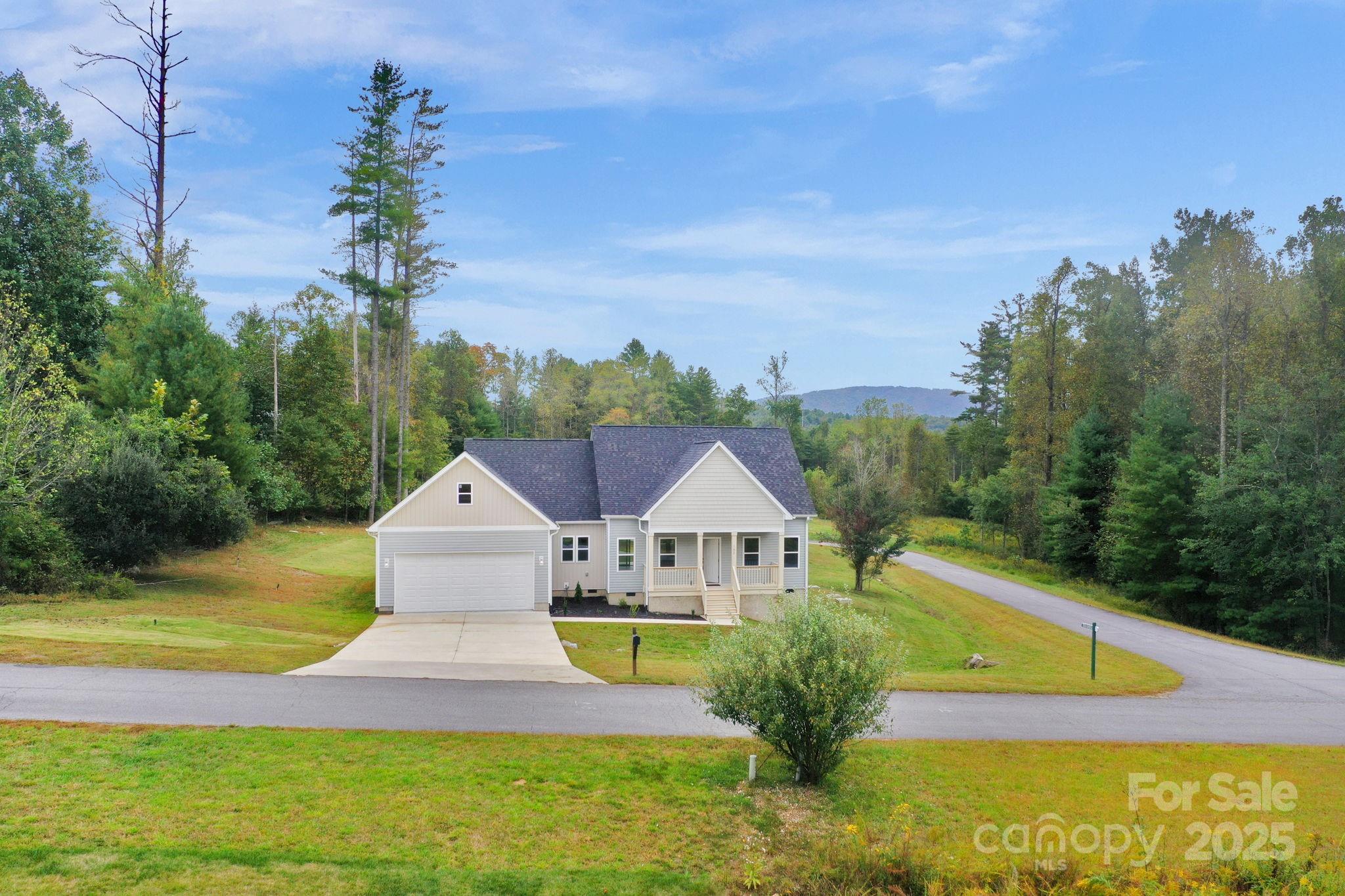 142 Crystal Heights Drive Hendersonville NC 28739