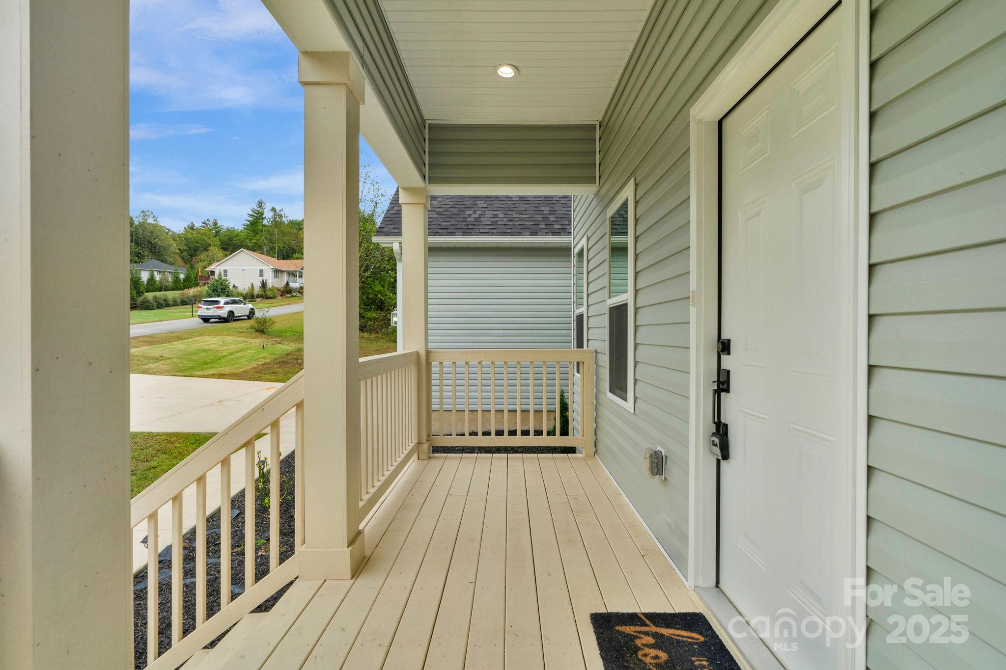 142 Crystal Heights Drive Hendersonville NC 28739