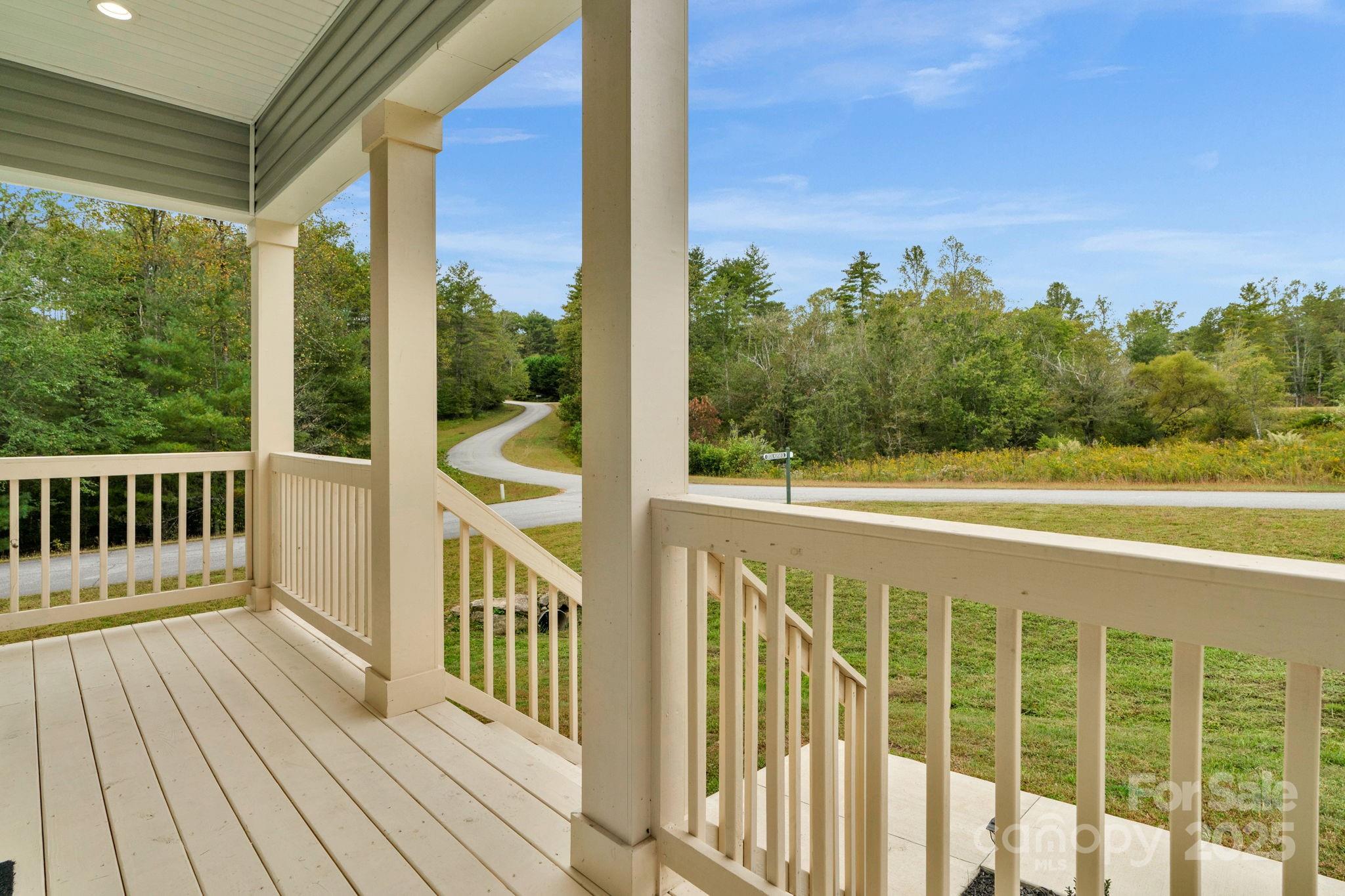 142 Crystal Heights Drive Hendersonville NC 28739