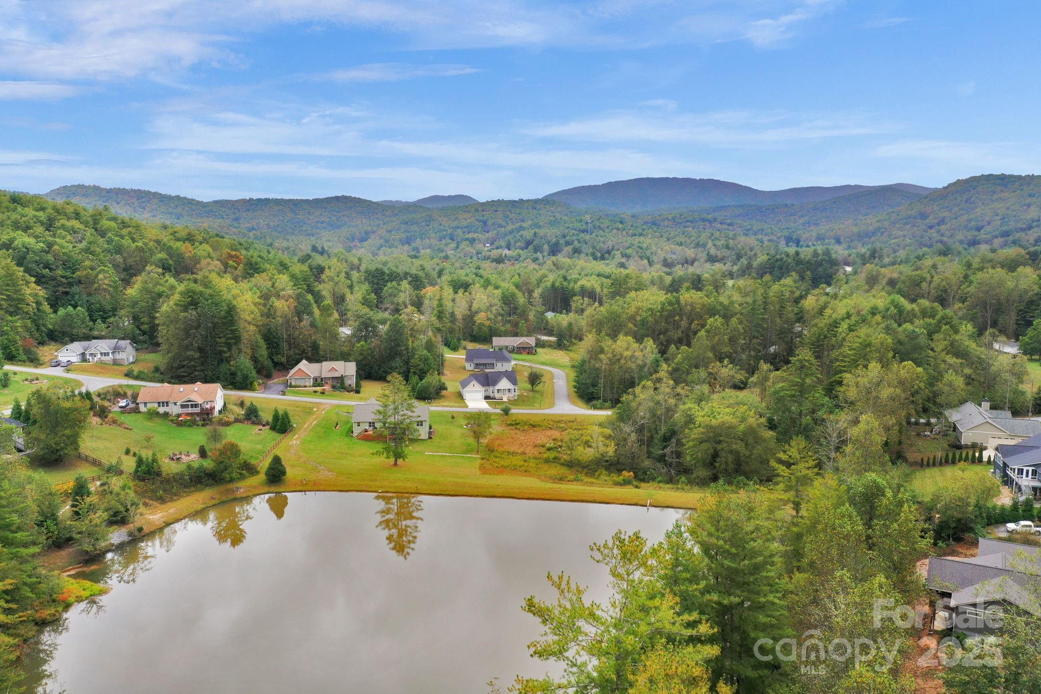142 Crystal Heights Drive Hendersonville NC 28739