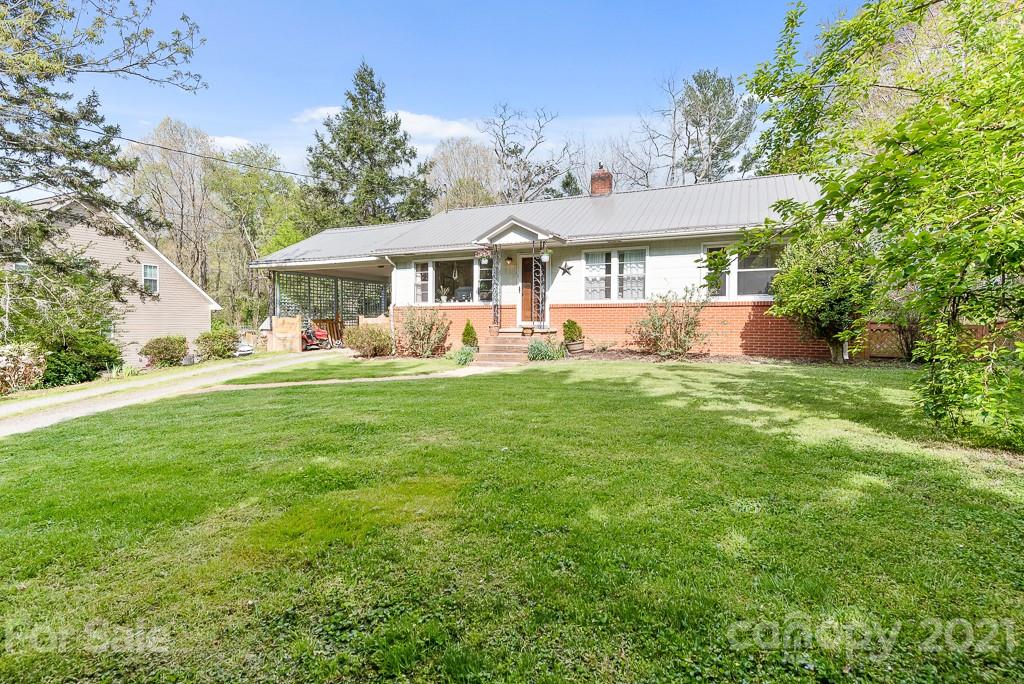 24 Blackstone Avenue Asheville NC 28804