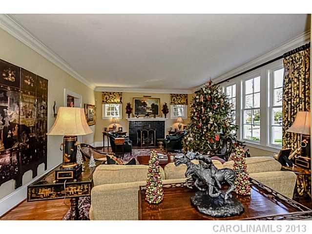 2217 Crescent Avenue Charlotte NC 28207
