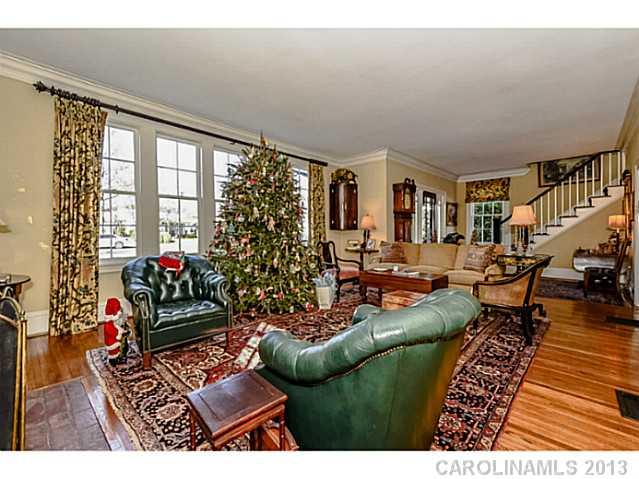 2217 Crescent Avenue Charlotte NC 28207