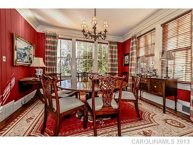 2217 Crescent Avenue Charlotte NC 28207