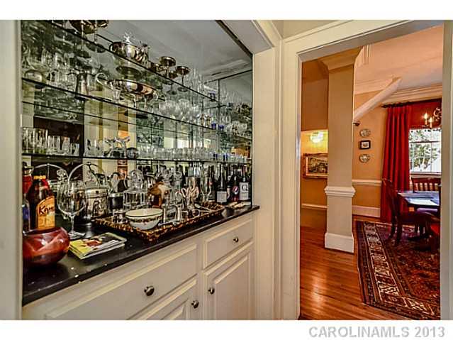 2217 Crescent Avenue Charlotte NC 28207