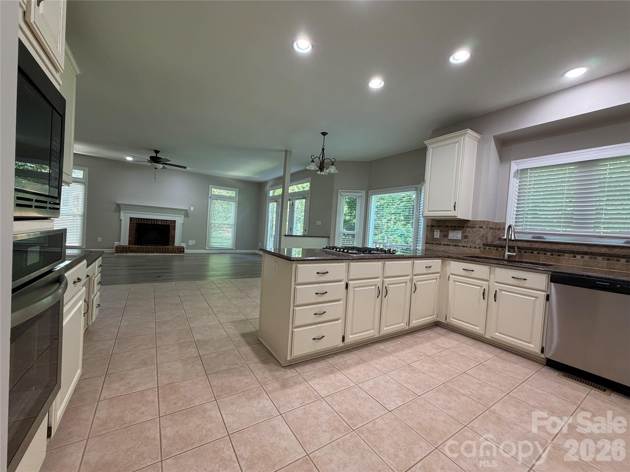 4714 Avonwood Lane Charlotte NC 28270