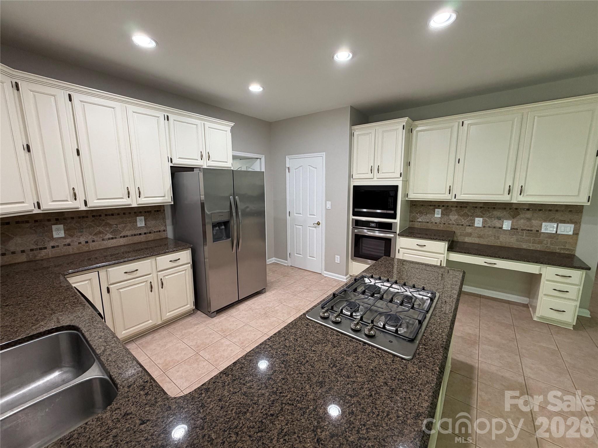 4714 Avonwood Lane Charlotte NC 28270
