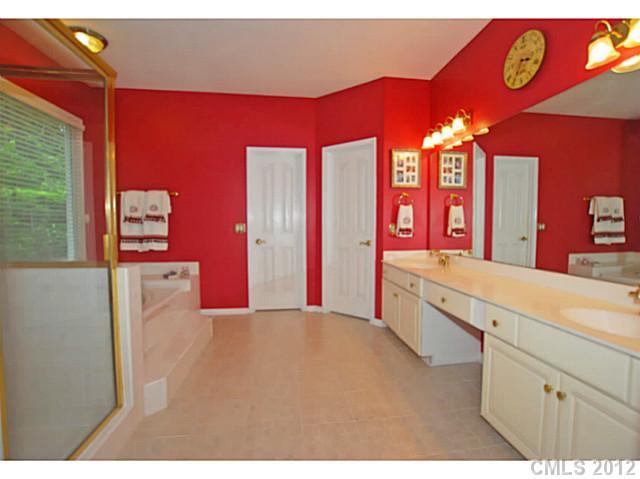 10130 Deer Brook Lane Charlotte NC 28210