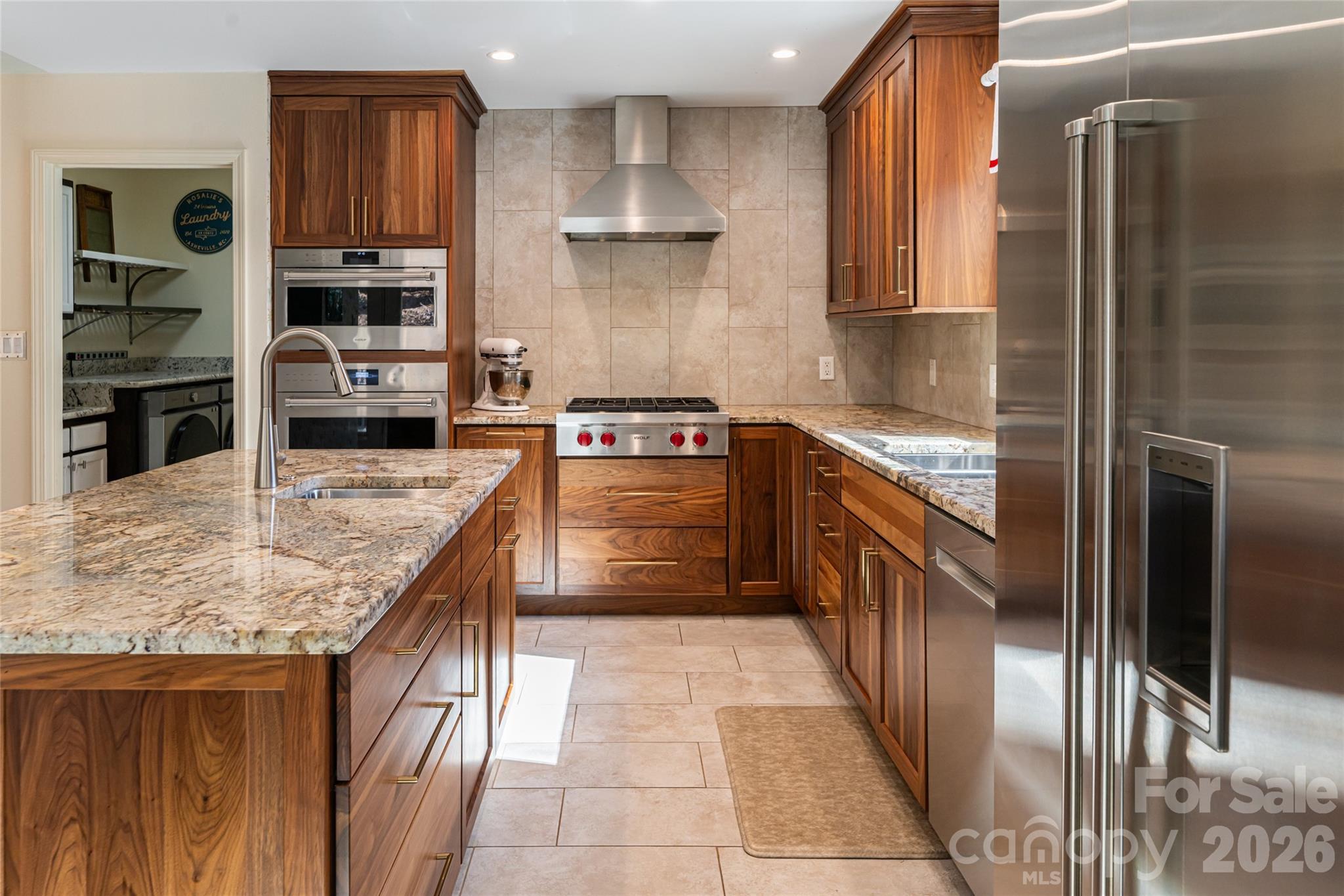 106 Oak Hollow Court Asheville NC 28805